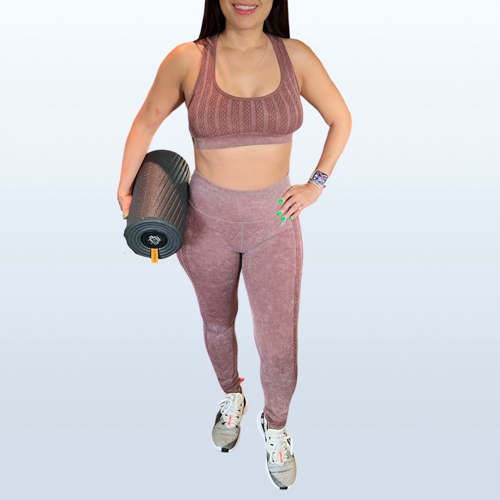 Forever 21 Ribbed Leggings and Sports Bra 2 Piece Set in Purple, Size Small